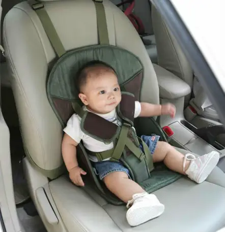kid in car seat2