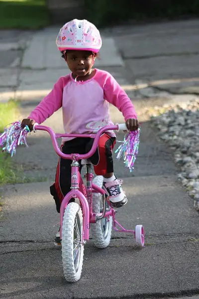 safe-biking-with-kids5